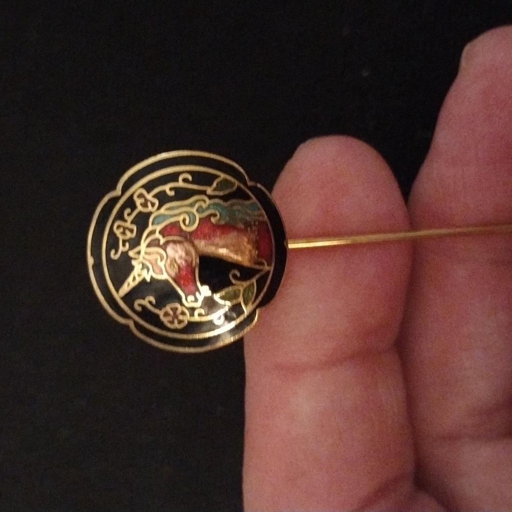 Vintage Enameled Unicorn Stick Pin/Hat Pin - Picture 2 of 4